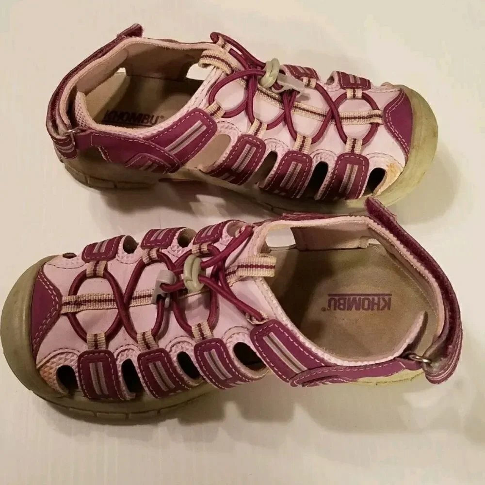 Khombu Girls Athletic Water Shoes Size 2
